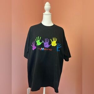 Vintage NSYNC Planet Hollywood Y2K  collaboration handprint t-shirt size XL